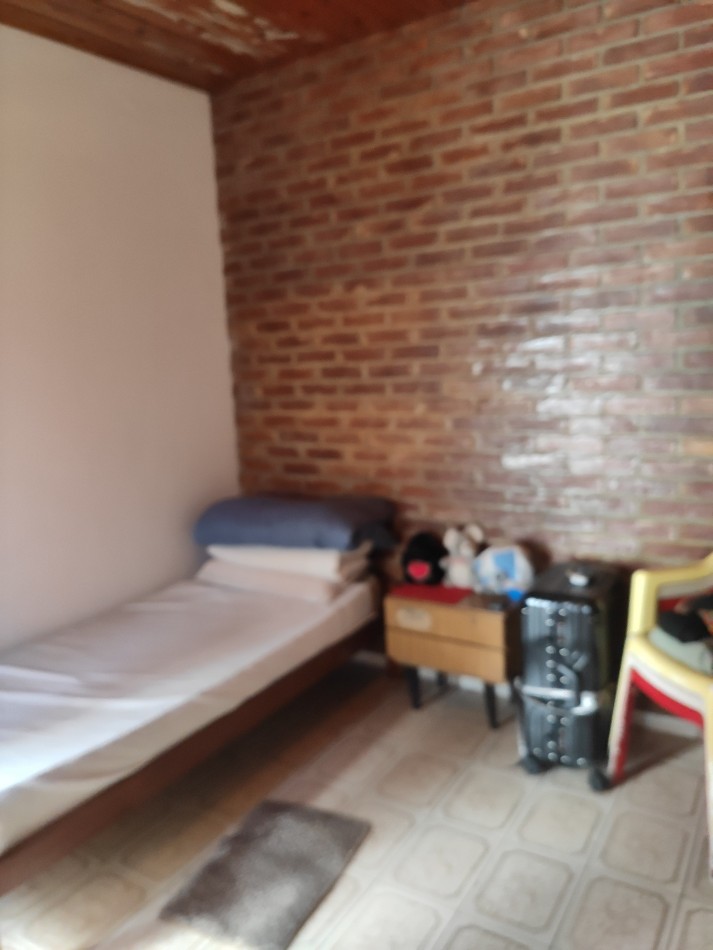 CASA DE 4 AMBIENTES, LOTE PROPIO, CON PATIO Y TERRAZA, A MTS AV LOS CORRALES