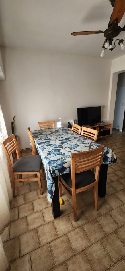 TIPO CASA EN PLANTA BAJA DE 3 AMB CON PATIO Y COCHERA