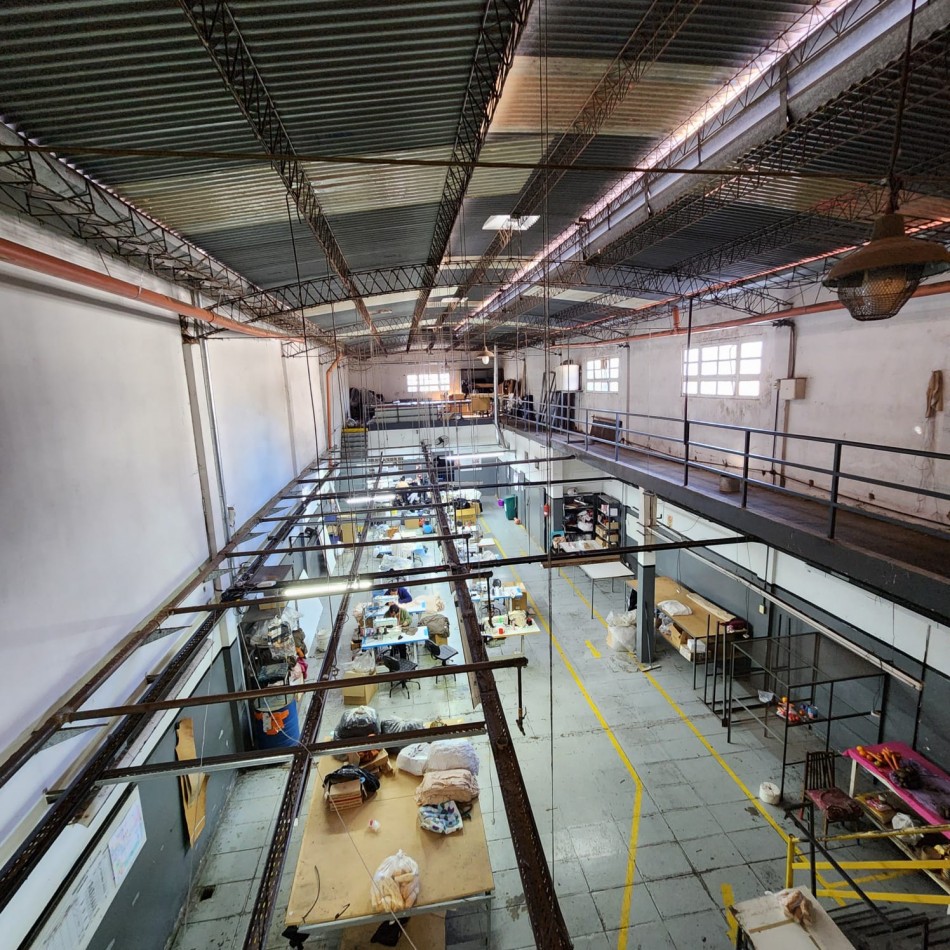 GALPON EN ALQUILER 590 M2 TOTALES (APROX)