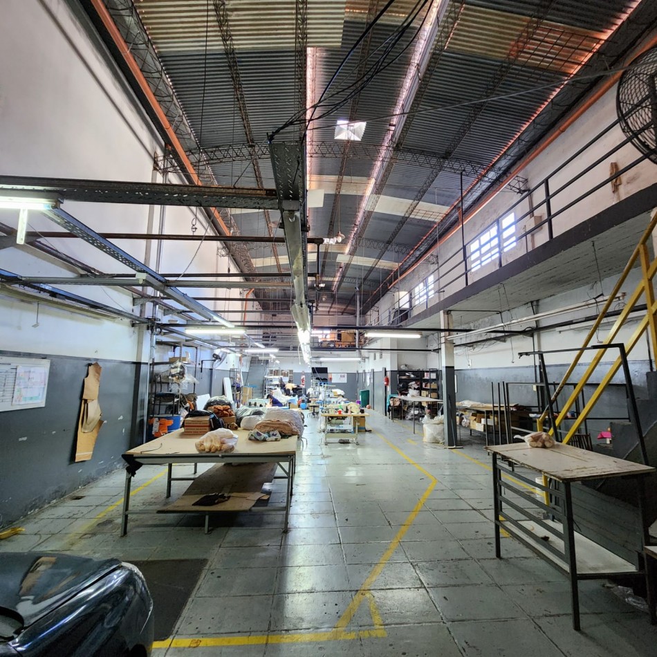GALPON EN ALQUILER 590 M2 TOTALES (APROX)