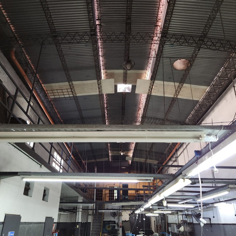 GALPON EN ALQUILER 590 M2 TOTALES (APROX)