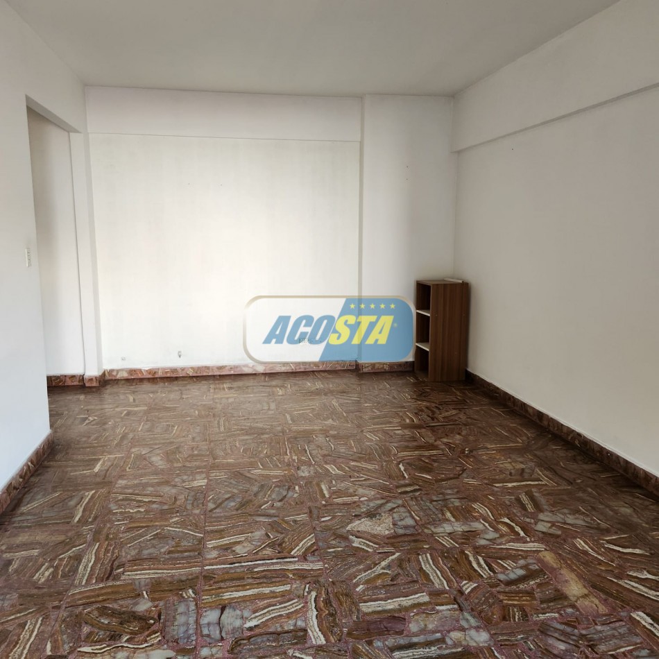 ALQUILER 2 AMB. AL FTE. CON BALCON A MTS. ALBERDI