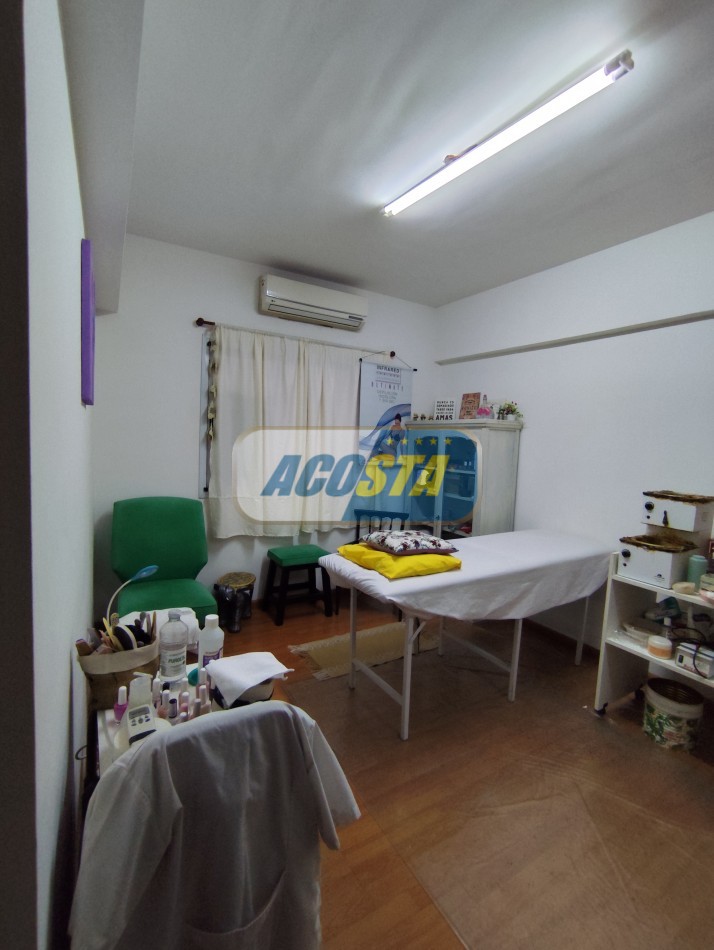 DEPARTAMENTO 2 AMB CON PATIO, SOBRE AV. J. B ALBERDI