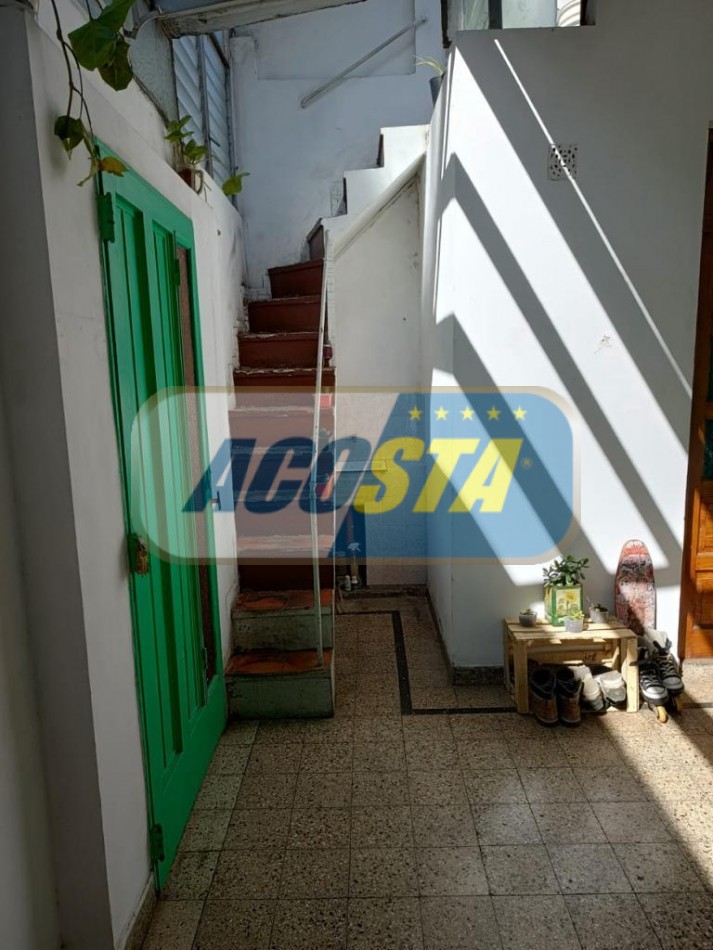 2 AMBIENTES CON TERRAZA EN LINIERS. IDEAL PARA REFACCIONAR Y AMPLIAR