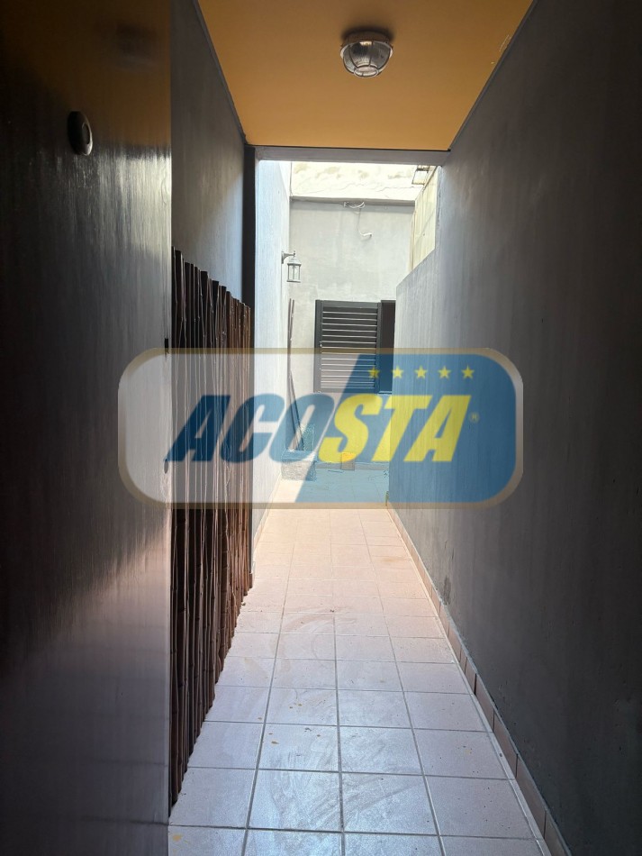 ALQUILER DTO 2 AMBIENTES Y MEDIO, CON PATIO, SIN EXPENSAS, AV. E. CASTRO
