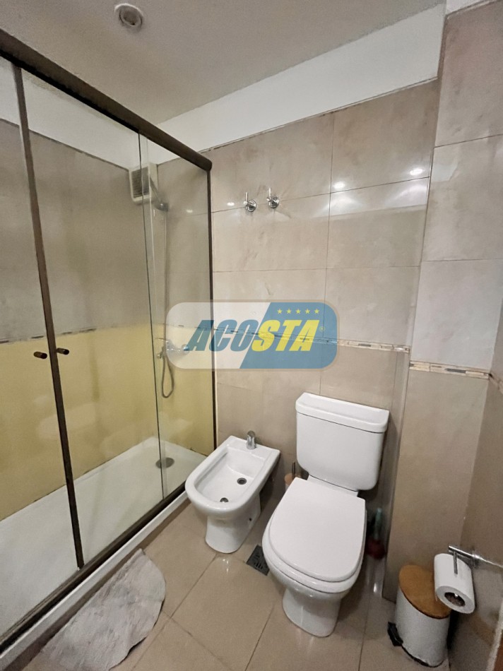 DEPARTAMENTO 4 AMBIENTES CON DEPENDENCIA