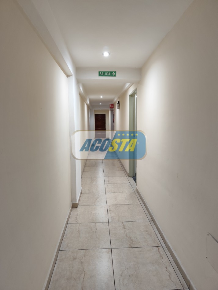 DEPARTAMENTO 2 AMB CON PATIO, SOBRE AV. J. B ALBERDI