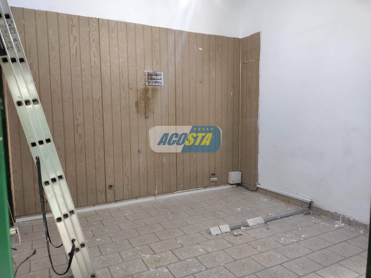 ALQUILER GALPON 375 M2,. MIXTURA I, A MTS. AV. J. B. ALBERDI