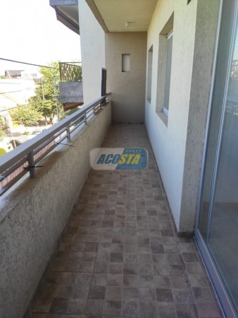 EDIFICIO CON ULTIMAS UNIDADES A ESTRENAR, 2 Y 3 AMBIENTES, CON COCHERA Y TERRAZA