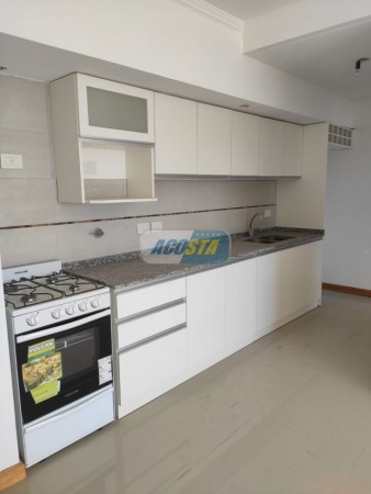 EDIFICIO CON ULTIMAS UNIDADES A ESTRENAR, 2 Y 3 AMBIENTES, CON COCHERA Y TERRAZA
