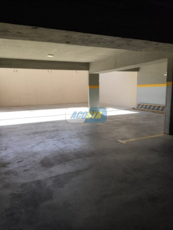 EDIFICIO CON ULTIMAS UNIDADES A ESTRENAR, 2 Y 3 AMBIENTES, CON COCHERA Y TERRAZA