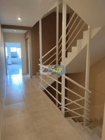 EDIFICIO CON ULTIMAS UNIDADES A ESTRENAR, 2 Y 3 AMBIENTES, CON COCHERA Y TERRAZA