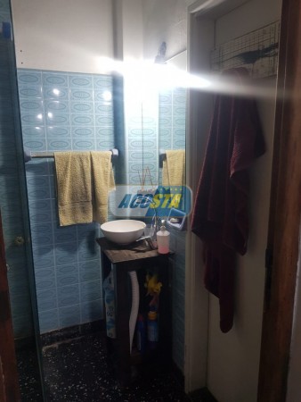 2 AMBIENTES CON TERRAZA EN LINIERS. IDEAL PARA REFACCIONAR Y AMPLIAR