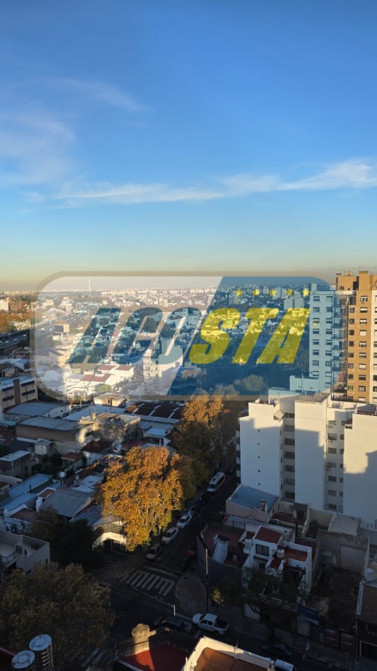 DEPARTAMENTO DE 3 AMBIENTES CON BALCON Y COCHERA