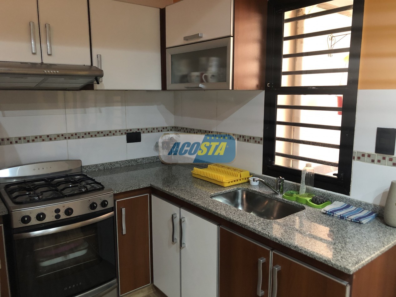 DEPARTAMENTO DE 2 AMB TIPO PH EN PB CON PATIO. EXCELENTE