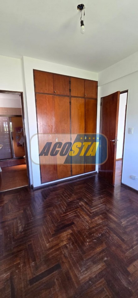 DEPARTAMENTO 2 AMBIENTES AL FRENTE , A 200MTS AV. J. B. ALBERDI
