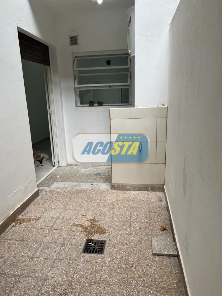 ALQUILER DEPARTAMENTO DE 2 AMB. EN PB CON PATIO, A NUEVO.