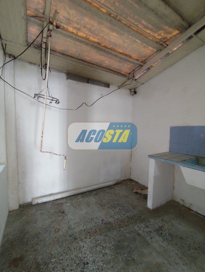 TIPO CASA DE 3 AMBIENTES PLANTA BAJA AL FRENTE