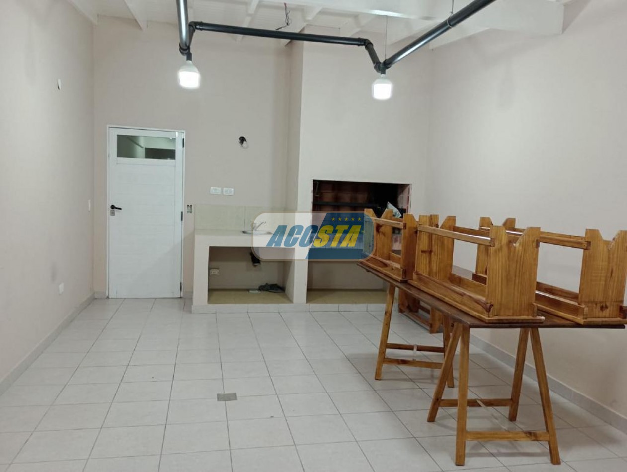 DEPARTAMENTO 2 AMBIENTES  CON COCHERA, OPORTUNIDAD!!