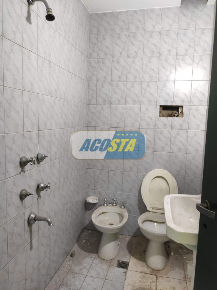 ALQUILER GALPON 375 M2,. MIXTURA I, A MTS. AV. J. B. ALBERDI