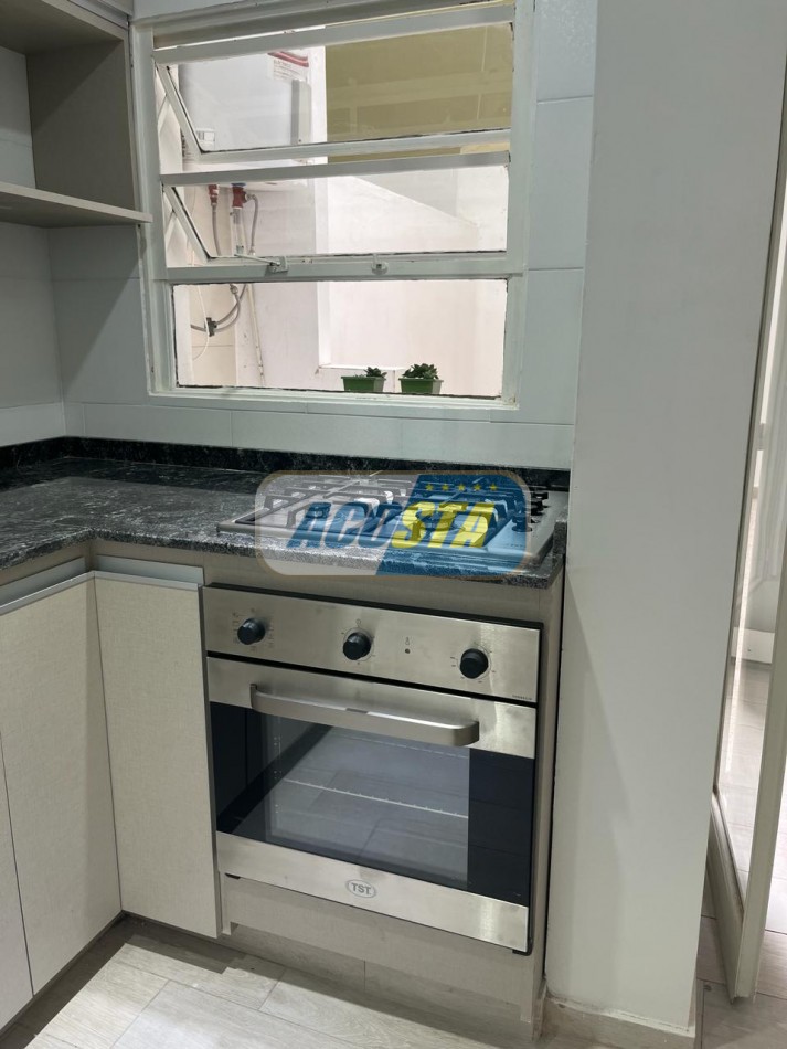 ALQUILER DEPARTAMENTO DE 2 AMB. EN PB CON PATIO, A NUEVO.