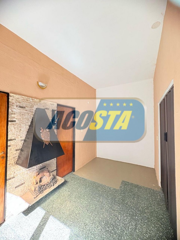 ALQUILER DTO 2 AMBIENTES Y MEDIO, CON PATIO, SIN EXPENSAS, AV. E. CASTRO