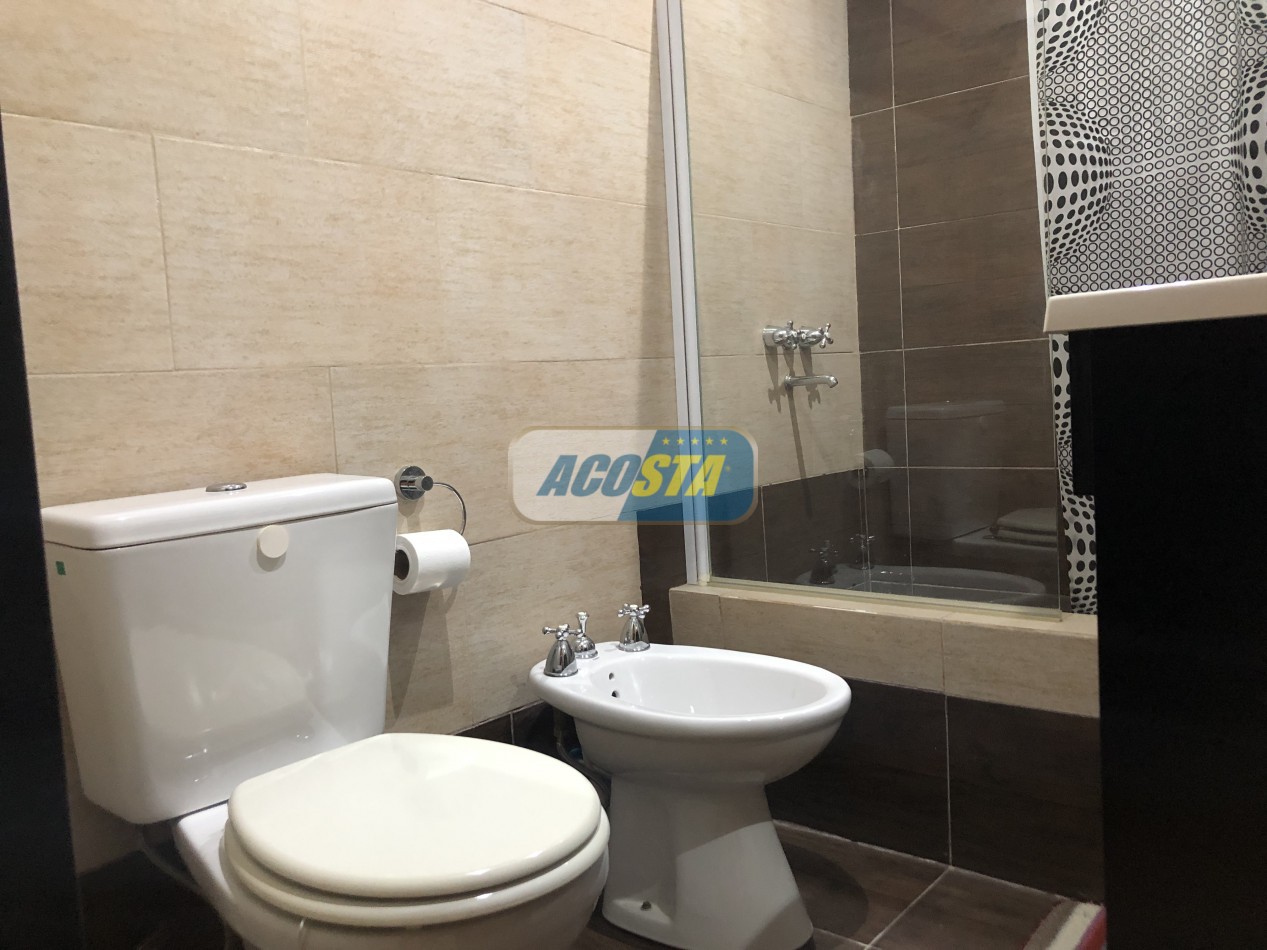 DEPARTAMENTO DE 2 AMB TIPO PH EN PB CON PATIO. EXCELENTE