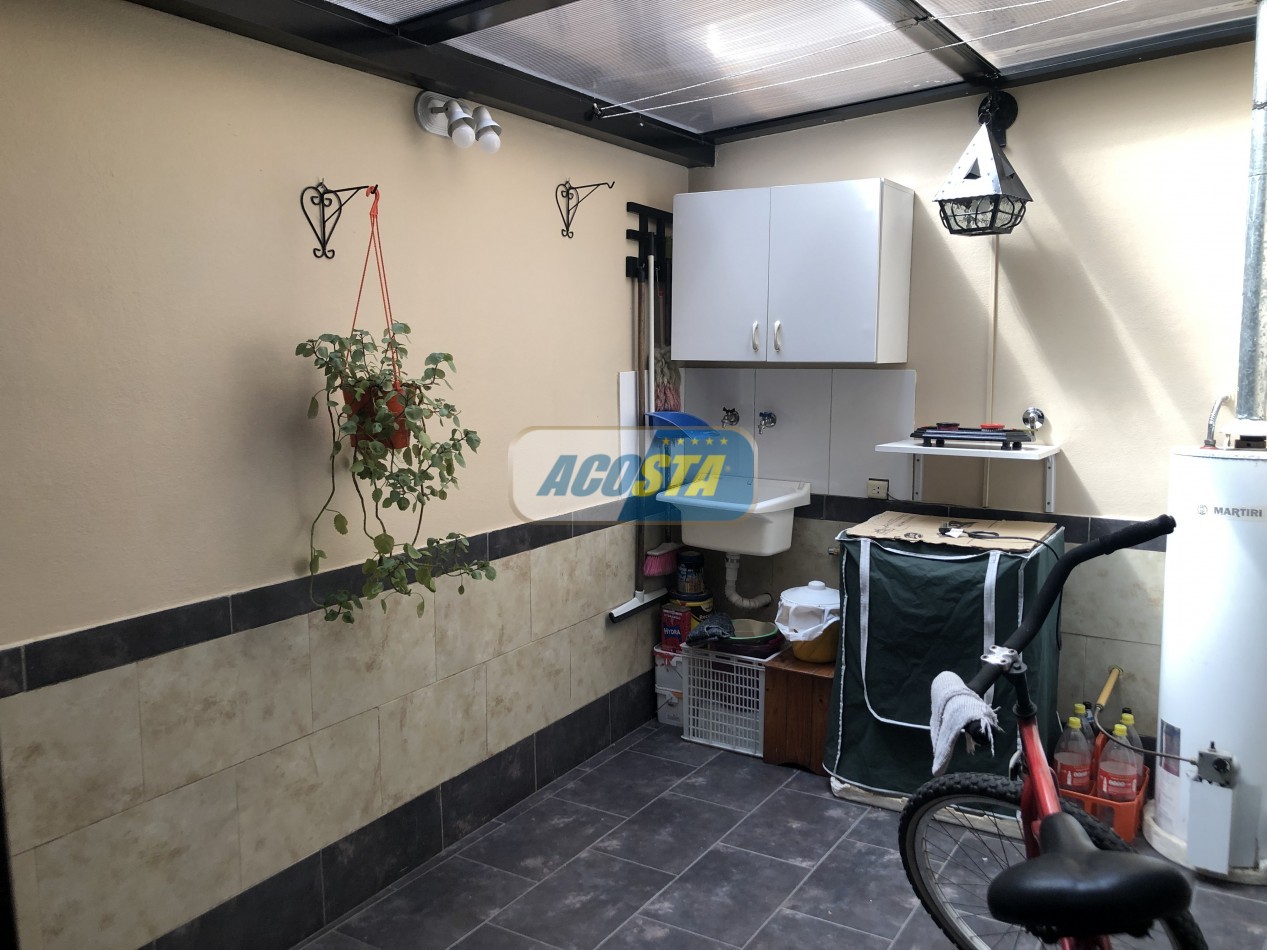 DEPARTAMENTO DE 2 AMB TIPO PH EN PB CON PATIO. EXCELENTE
