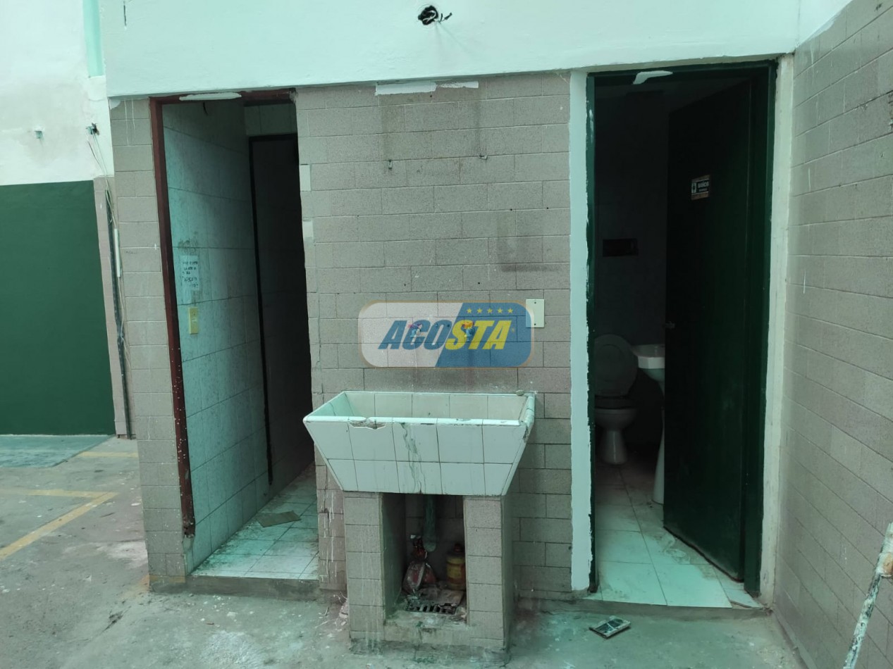 ALQUILER GALPON 375 M2,. MIXTURA I, A MTS. AV. J. B. ALBERDI