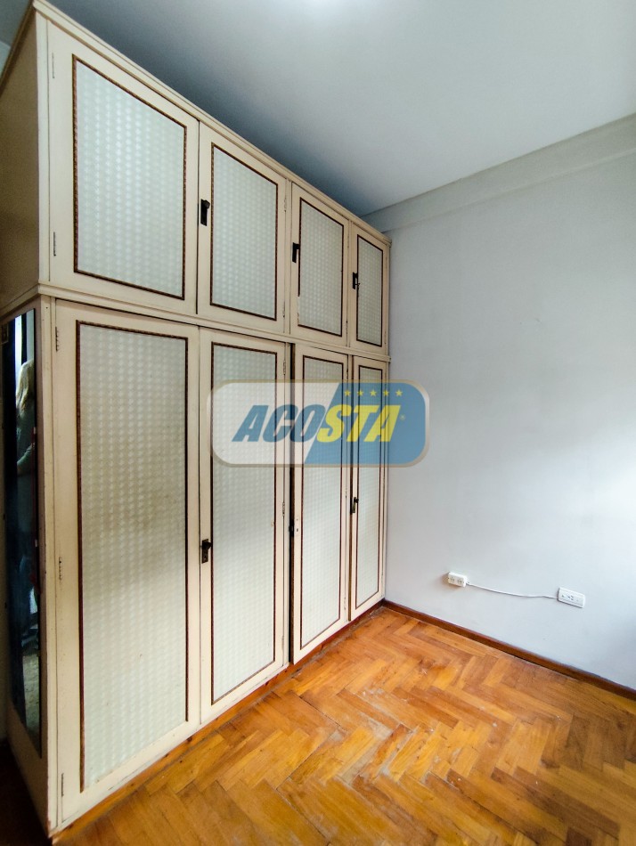 ALQUILER DTO. 3 AMBIENTES, POR ESCALERA , CON BALCON AL FRENTE