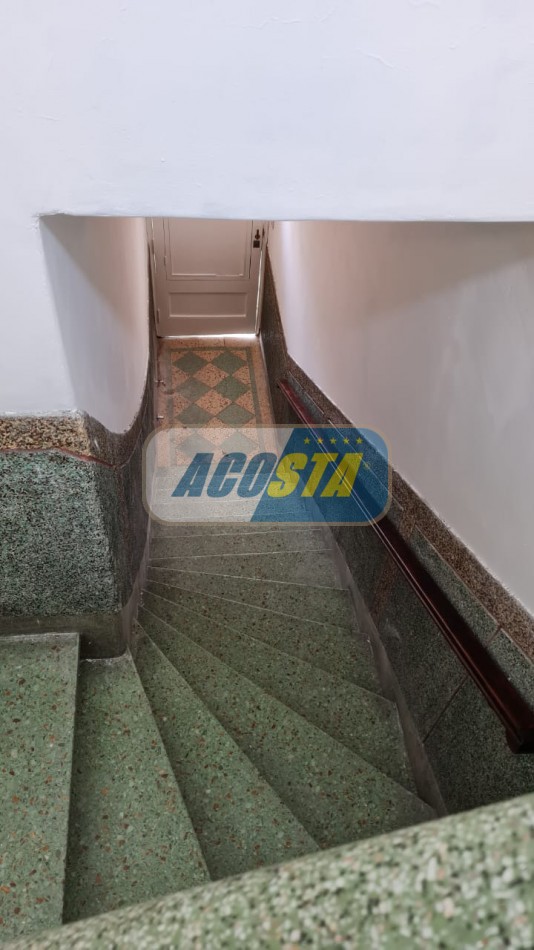PH 3 AMBIENTES AL FRENTE CON TERRAZA Y QUINCHO, BARRIO NAON