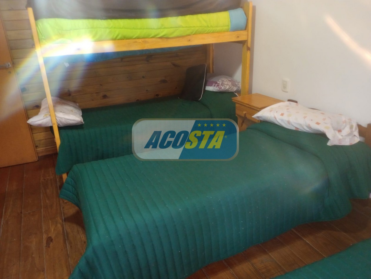 HERMOSA CASA, MAR AZUL, MAS DTO 2 AMB, A 300 MTS DE LA PLAYA