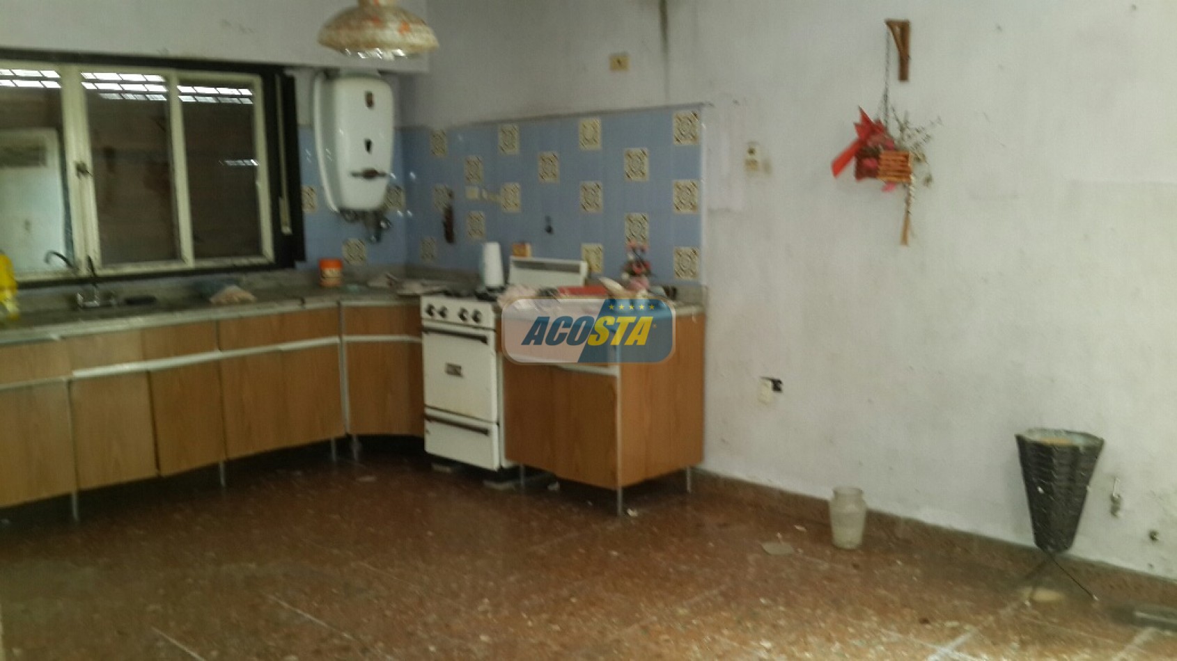 PH DE 3 AMBIENTES EN PB AL FONDO CON JARDIN Y TERRAZA