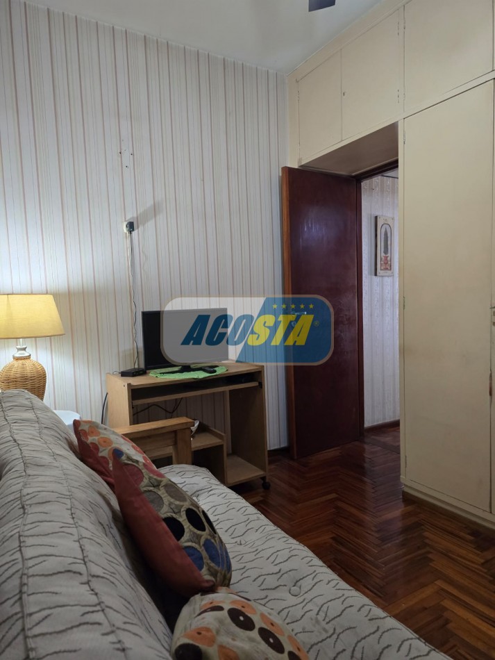 DEPARTAMENTO DE 3 AMB. AL FRENTE CON BALCON