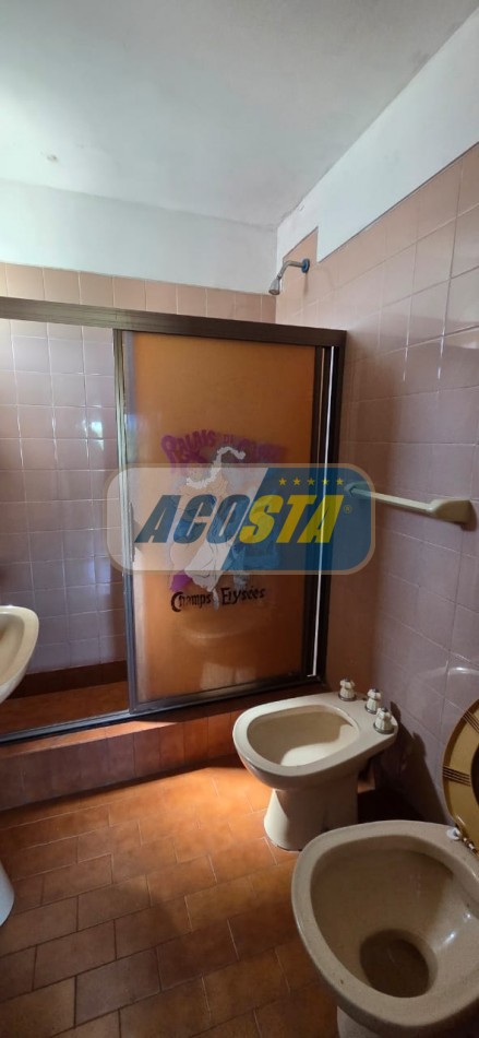 DEPARTAMENTO 2 AMBIENTES AL FRENTE , A 200MTS AV. J. B. ALBERDI