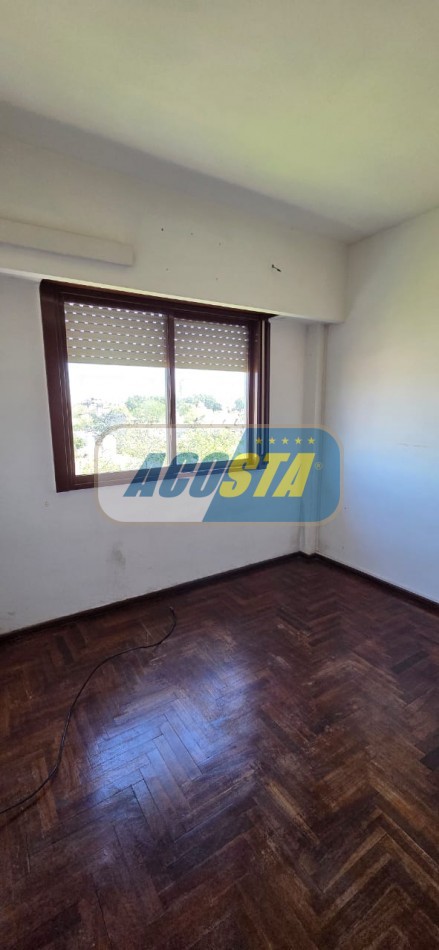 DEPARTAMENTO 2 AMBIENTES AL FRENTE , A 200MTS AV. J. B. ALBERDI