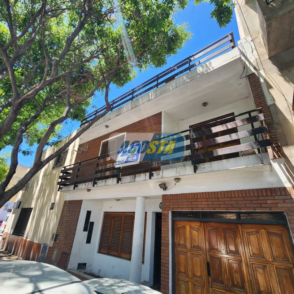 CASA 4 AMBIENTES CON PATIO, GARAGE Y TERRAZA CON PARRILLA