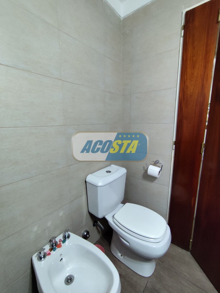 DEPARTAMENTO 2 AMB CON PATIO, SOBRE AV. J. B ALBERDI