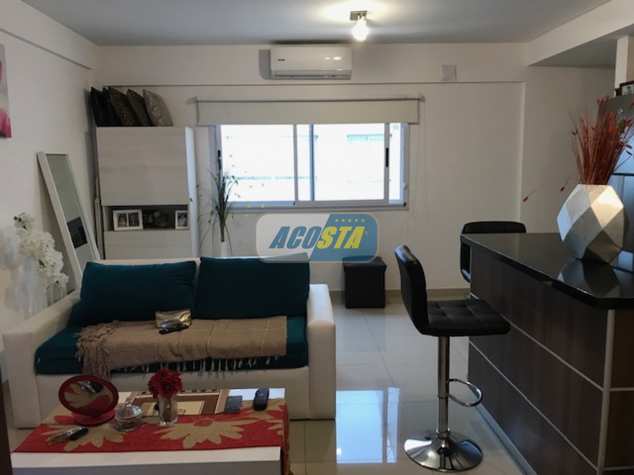 DEPARTAMENTO 2 AMBIENTES  CON COCHERA, OPORTUNIDAD!!