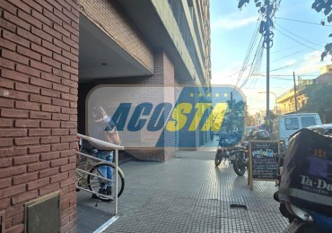 DEPARTAMENTO DE 3 AMBIENTES CON BALCON Y COCHERA